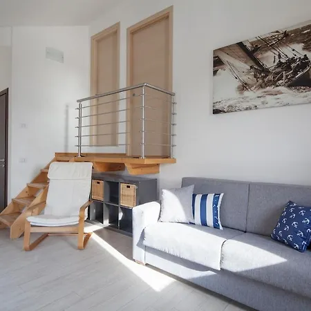 Bright Attic In Monterosso With Sea View Terrace * モンテロッソ・アル・マーレ