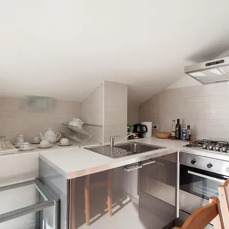 Bright Attic In Monterosso With Sea View Terrace