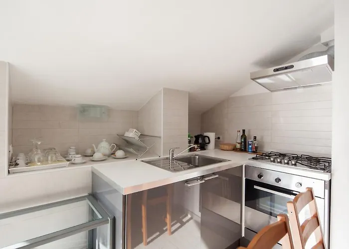 Bright Attic In Monterosso With Sea View Terrace