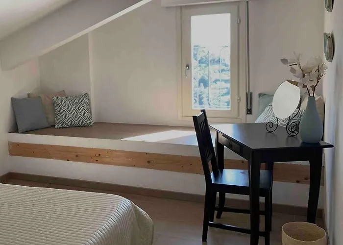Bright Attic In Monterosso With Sea View Terrace Apartmán